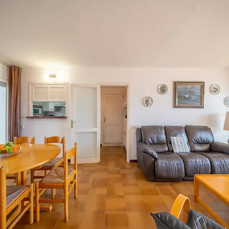 Apartamento In With Pool & Terrace