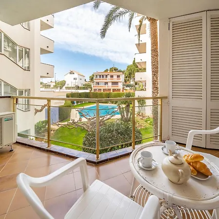 In With Pool & Terrace Apartamento